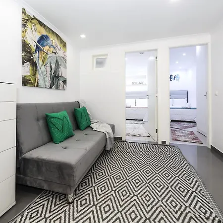 Dina House * Назаре