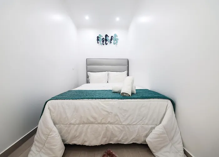 Dina House Апартаменты Назаре