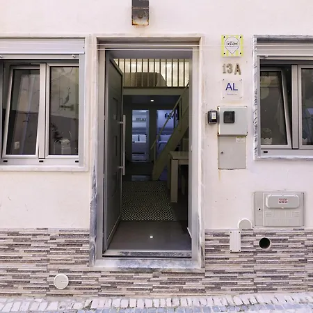 Dina House דירה