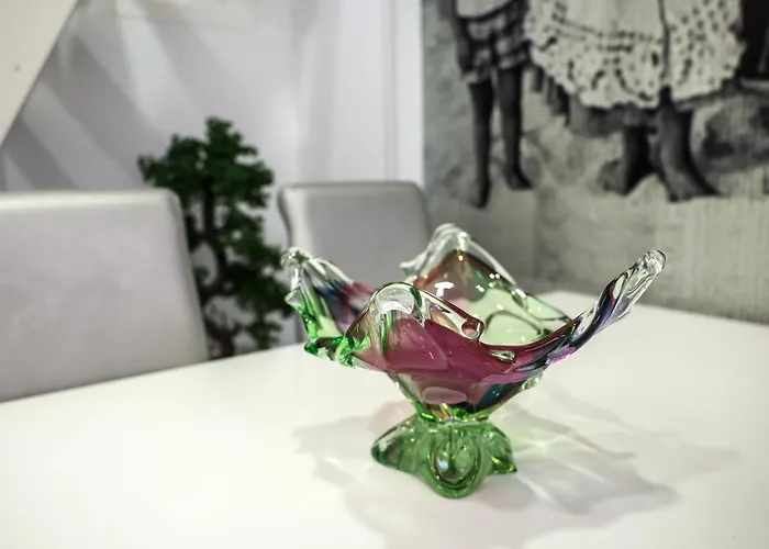 Dina House Apartament *